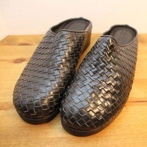 Prediction Black leather slide on Mules size 10